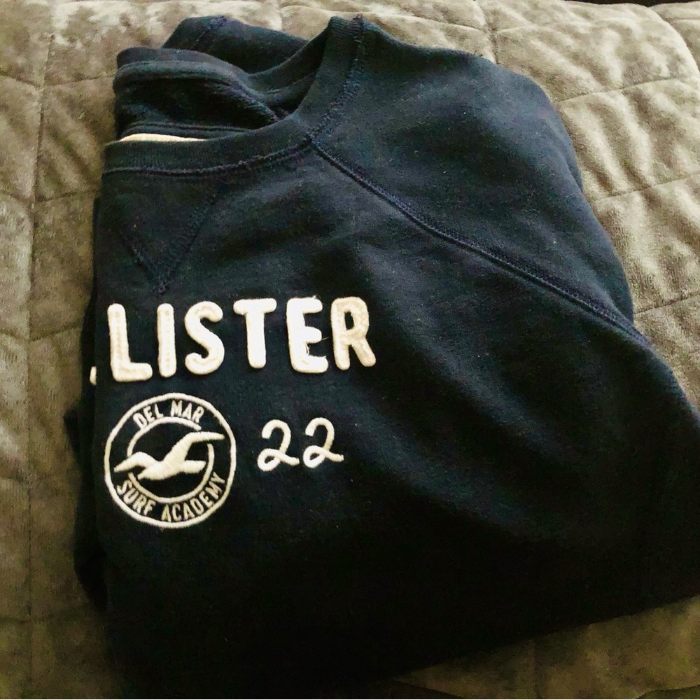 New hollister lightweight sweatshirt